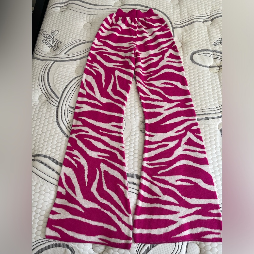Pink and White Zebra Print Set